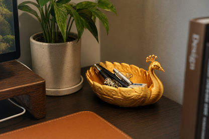 Gold Peacock Trinket Bowl – 3D Printed Silk Jewelry Dish – Elegant Geometric Bird Sculpture